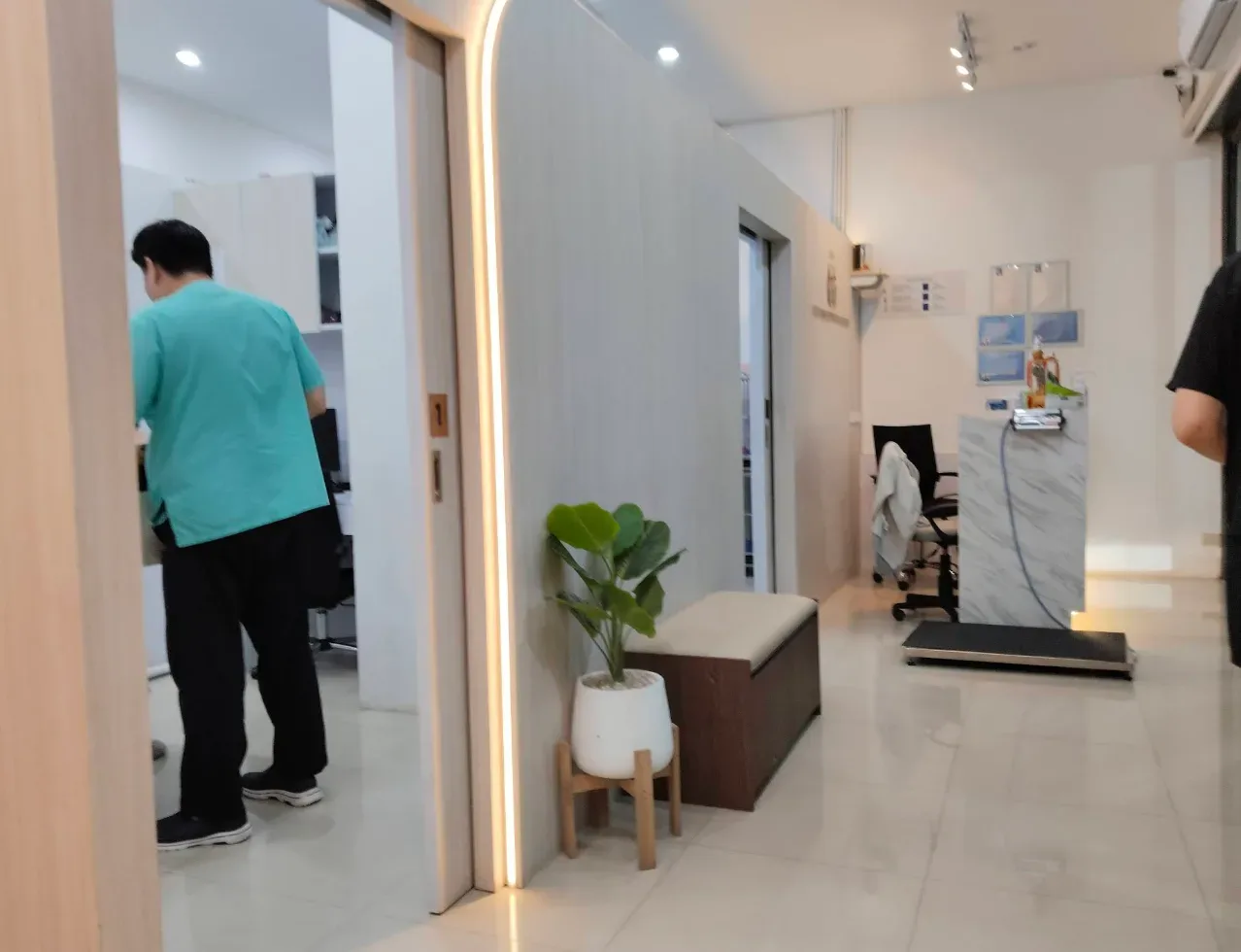ศรีสมานเพ็ทเซ็นเตอร์รักษาสัตว์ คลินิก-โรงพยาบาลสัตว์ นนทบุรี 5