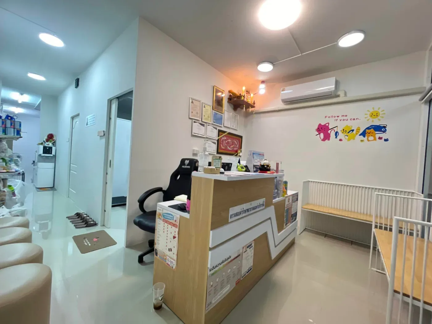 หมอนันท์สัตวแพทย์-NUNVET CLINIC :รักษาสัตว์ ผ่าตัด-ทำหมัน ฝังไมโครชิป รับฝากสัตว์เลี้ยง อาบน้ำ-ตัดขน Pet Influencer กรุงเทพมหานคร 2